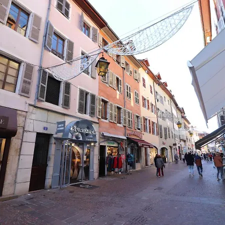 Duplex Atypique Au Coeur Du Centre Historique D'annecy, Proche Du Et Tous Commerces - Fr-1-432-63 Apartamento *
